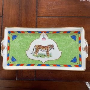 Lynn Chase Tiger Ray tray